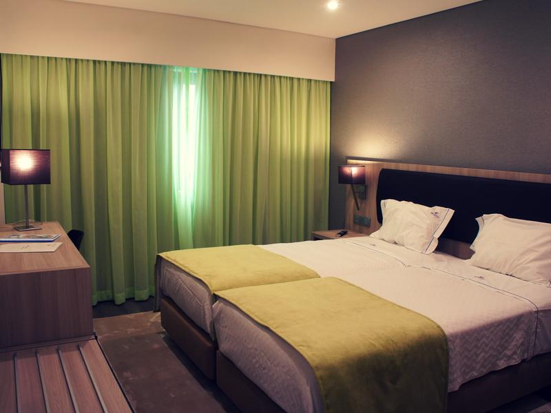 252 habitaciones bien equipadas VIP Executive Zurique Hotel Lisboa 252 habitaciones bien equipadas VIP Executive Zurique Hotel Lisboa